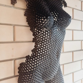 Металлическая скульптура в стиле лофт/индастриал ручной работы.
